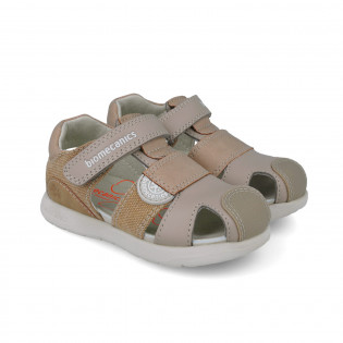 Sandalias para niño...
